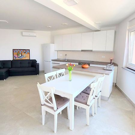 Villa Ilenia Murter Oda fotoğraf